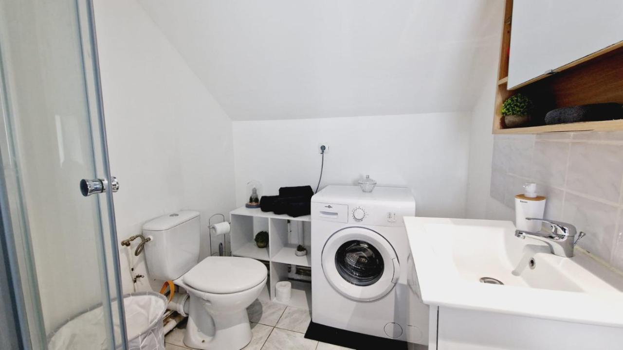 J.Mo Home - Louvroil - Calme - Ideal Couple - Deplacement Pro Dış mekan fotoğraf